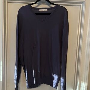 Old Navy Men's V-Neck Sweater in Dark Blue